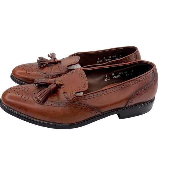 Allen Edmonds AUBURN Slip On Men’s Loafer Dress Shoes - Picture 2 of 13